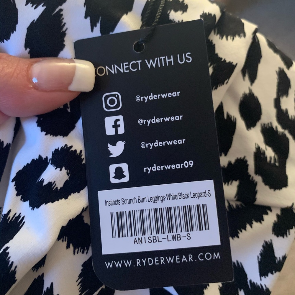 Ryderwear scrunch bum leggings